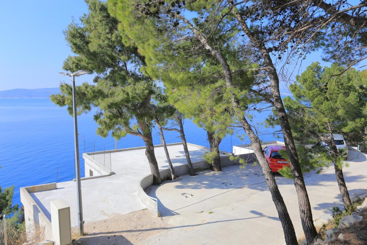 Rooms With A Parking Space Brela, Makarska - 17281 Экстерьер фото